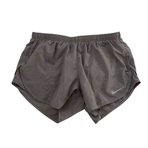 Nike Dri-Fit Women's Running Dolphin Shorts Sz M Gray Lined Workout Swoosh Gym